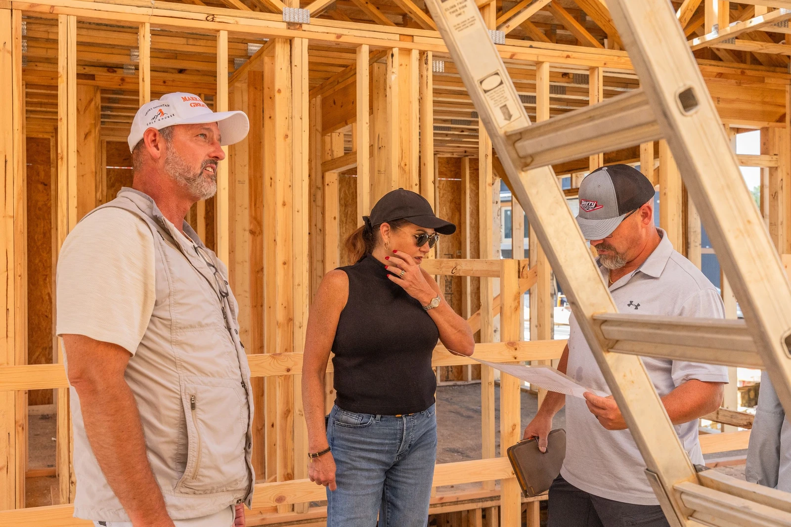 building a cabin in tennessee
