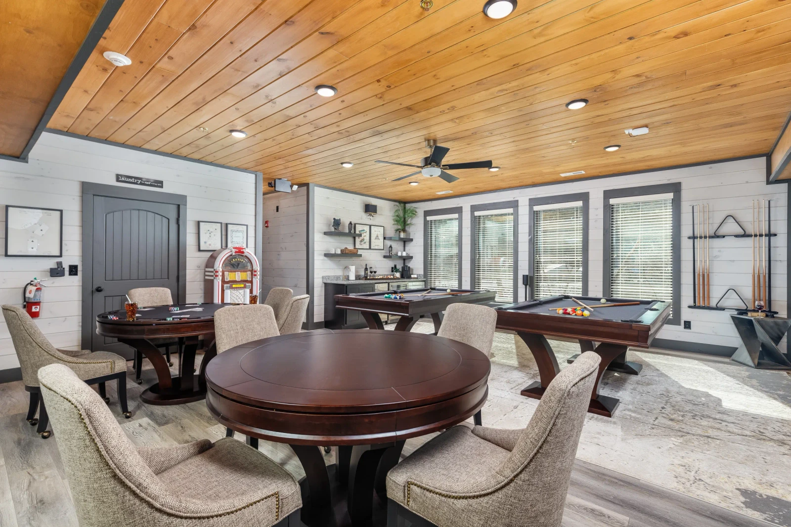 Gatlinburg cabin with game room