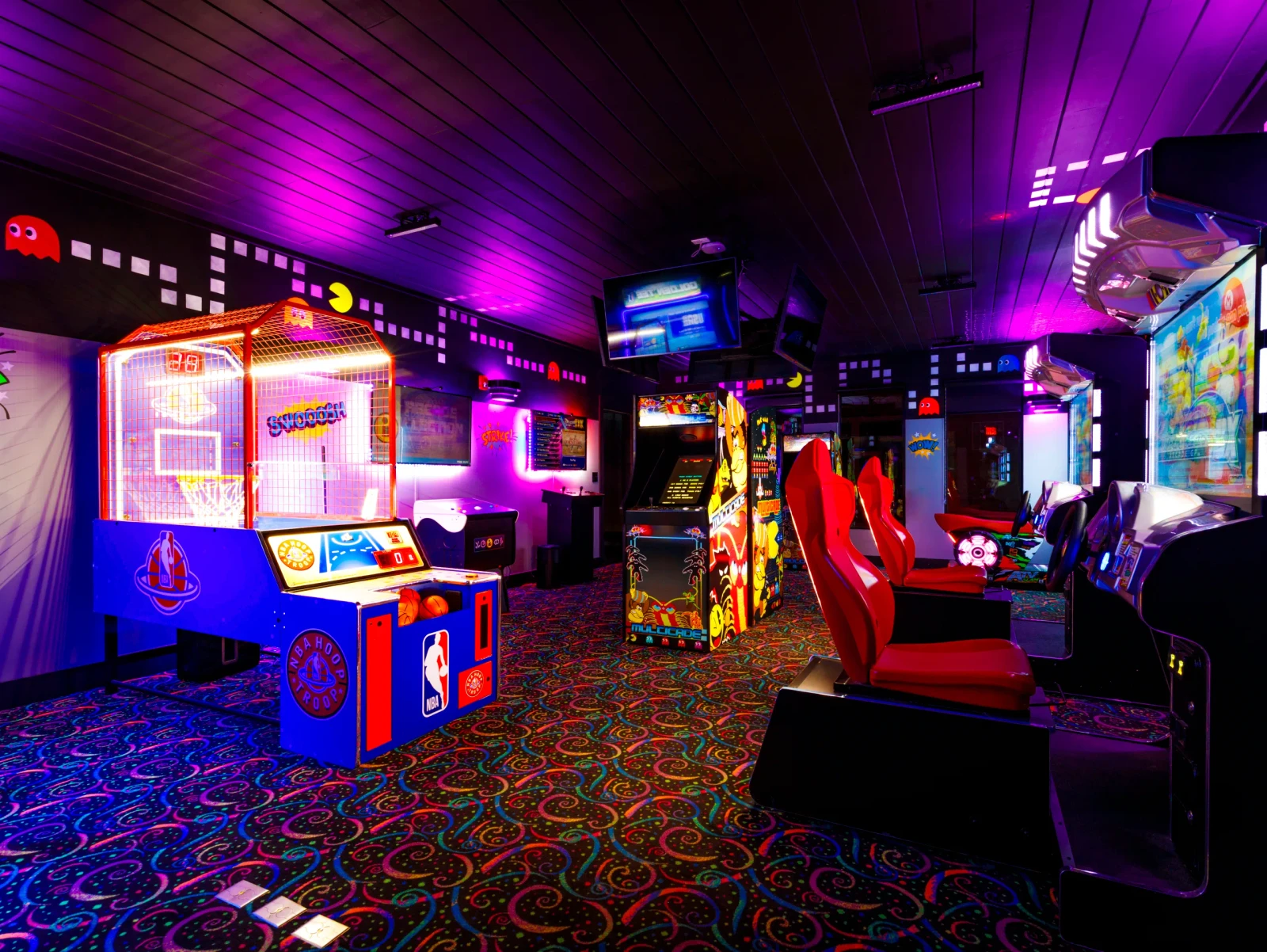 arcade games at luxury cabin in gatlinburg tn
