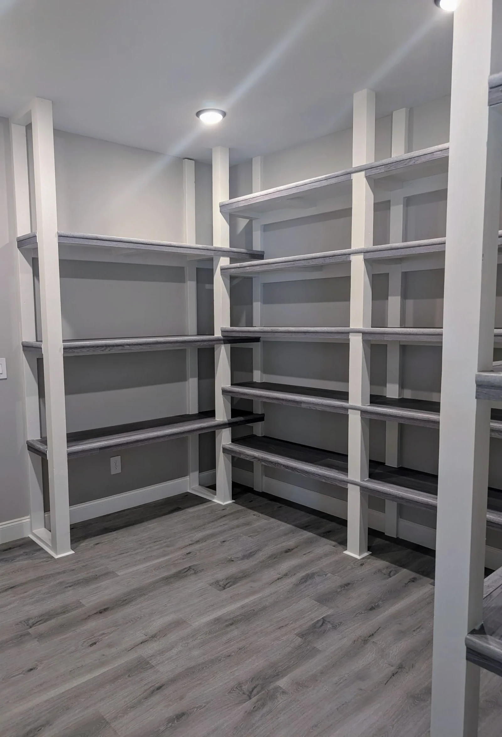 townhome with walk in closet