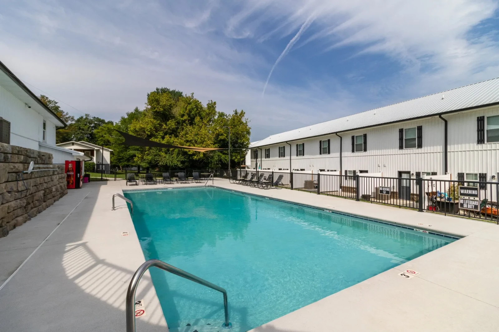 pool at coleson creek sevierville
